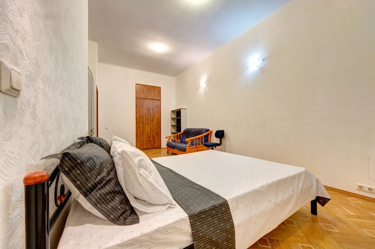 Апартаменты Аpartamenty na Gonchara 67 Киев-8