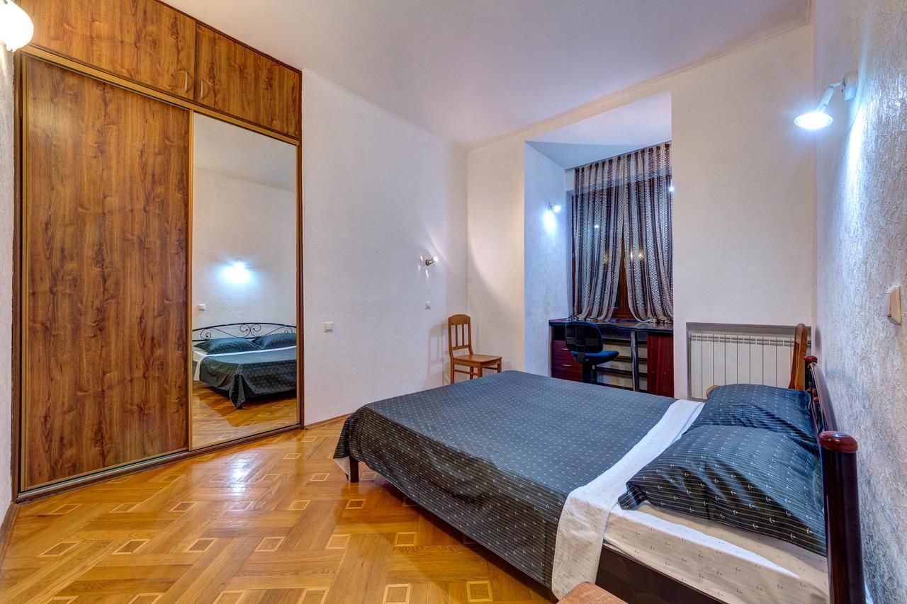 Апартаменты Аpartamenty na Gonchara 67 Киев-11