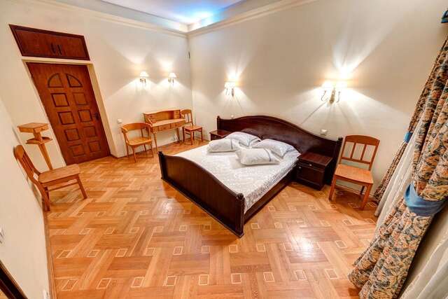 Апартаменты Аpartamenty na Gonchara 67 Киев-3