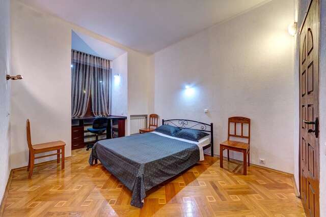 Апартаменты Аpartamenty na Gonchara 67 Киев-8